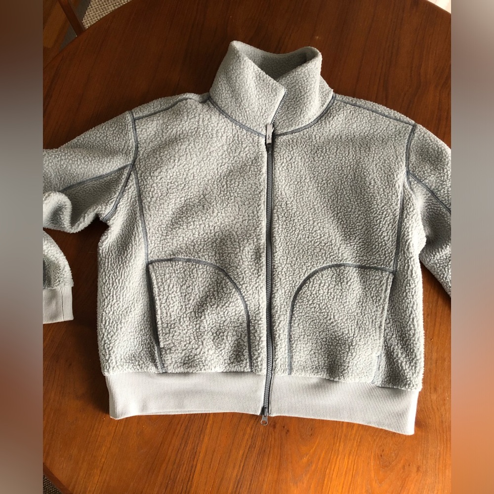 Everlane Renew teddy bomber Fleece Jacket